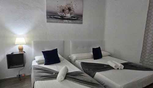 Double Room with Extra Bed and private bathroom