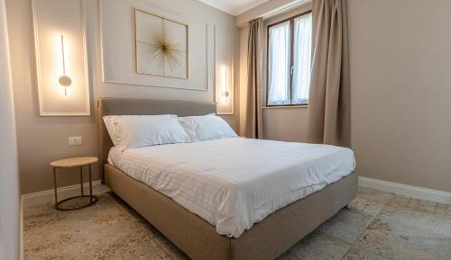 Apartment - Split Level