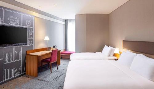 Junior King Suite