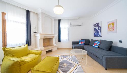 Apartment with Garden View