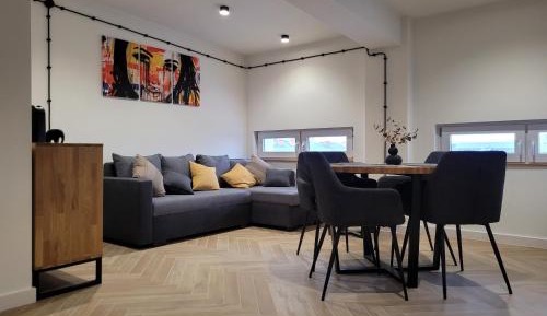 One-Bedroom Deluxe Apartment