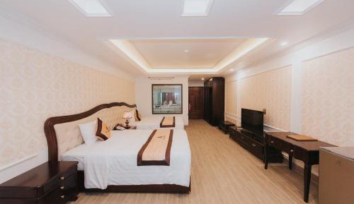 Superior Family Room