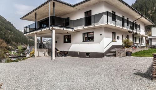 Two-Bedroom Superior Apartment