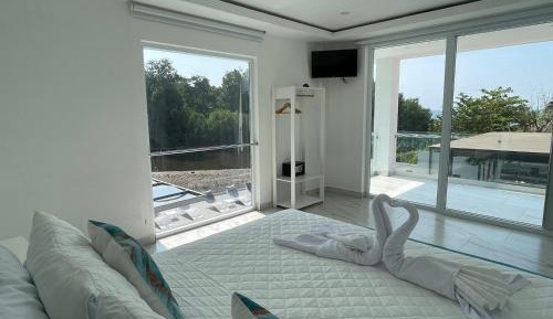 Double Room with Pool View