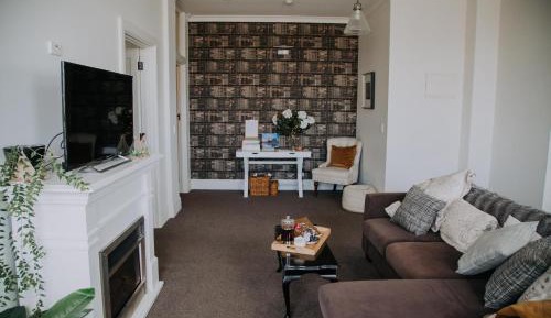 Room #1184583701