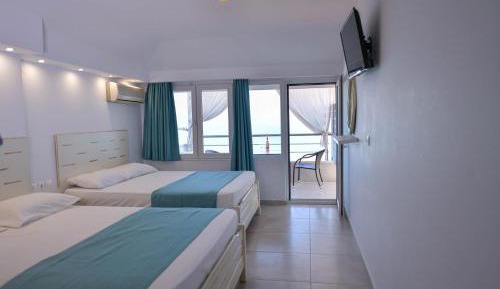 Studio with Sea View