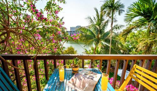 Deluxe Double or Twin Room with River View