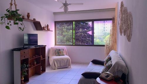 Apartment with Pool View 