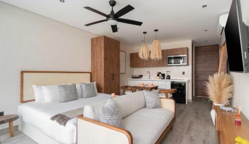 King Suite with Balcony