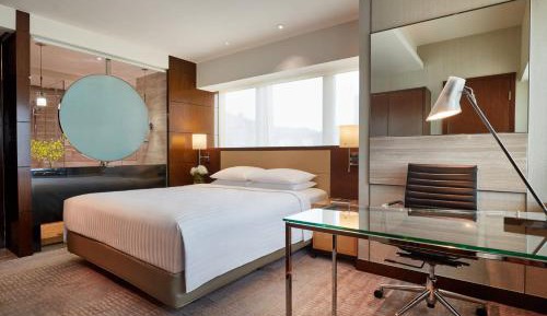 Deluxe King Room with Harbor View