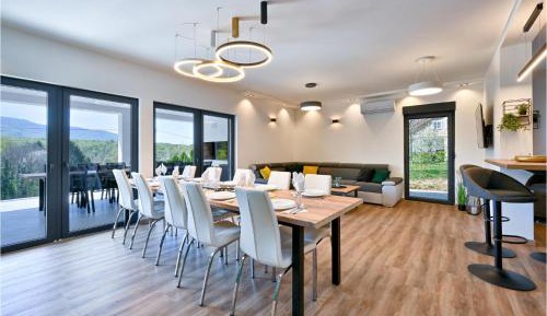 Five-Bedroom Holiday Home