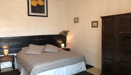 Deluxe Double Room with Shower