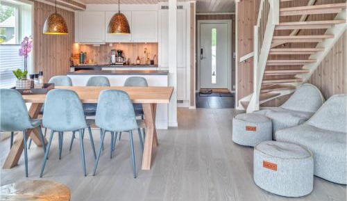 Three-Bedroom Holiday Home 