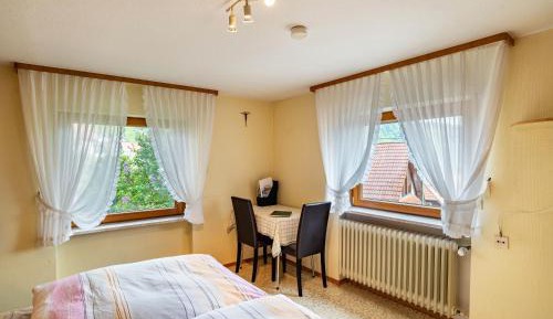 Superior One-Bedroom Apartment