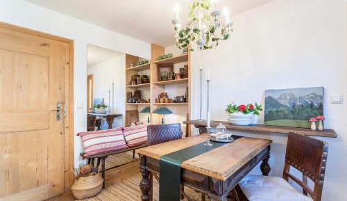 Superior One-Bedroom Apartment with Balcony