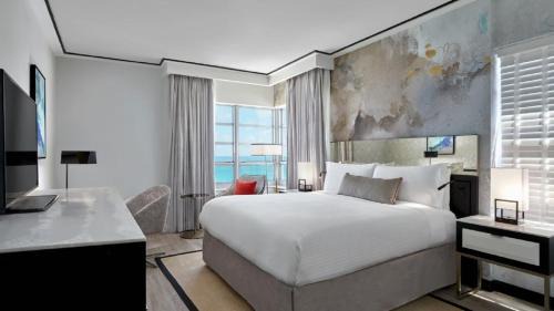 St. Moritz Ocean Front King Room