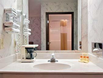 King Room - Non-Smoking