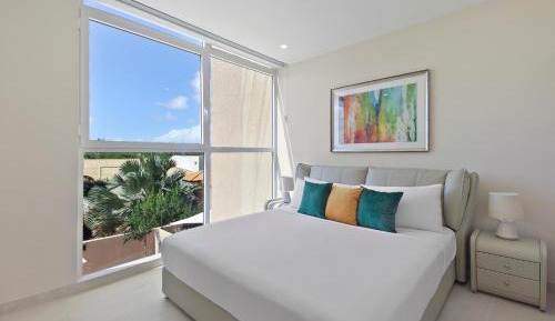 Apartment with Balcony