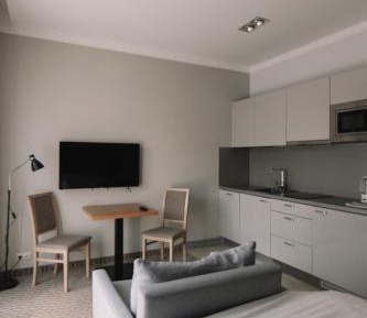 Studio Apartment