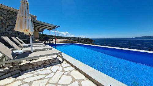 Villa with Sea View