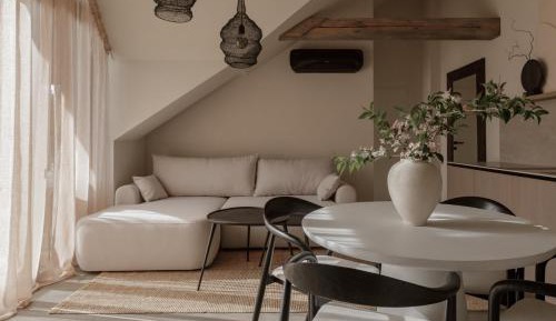 Apartment with Balcony