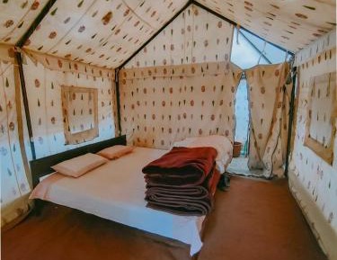 Tent