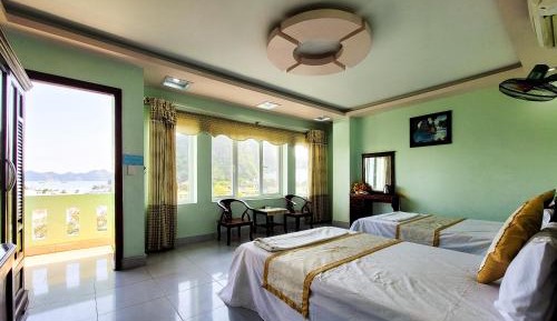 Deluxe Quadruple Room