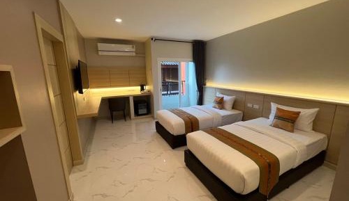 Deluxe Triple Room