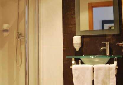 Duplex Apartment (4-5 Adults)