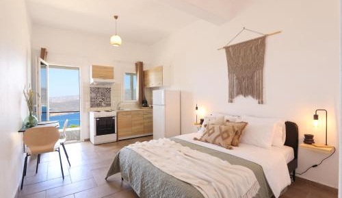Studio with Sea View