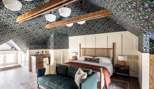 Superior King Room