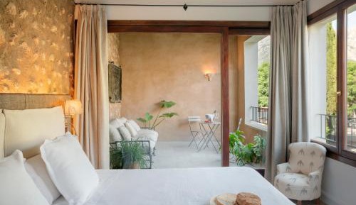 One Bedroom Apartment with Terrace