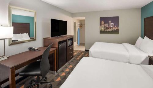 Double Room with Two Double Beds - Non-Smoking