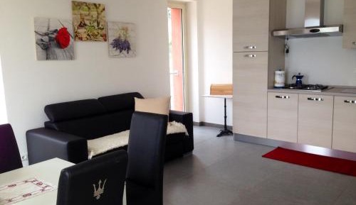 Two-Bedroom Apartment with Lake View