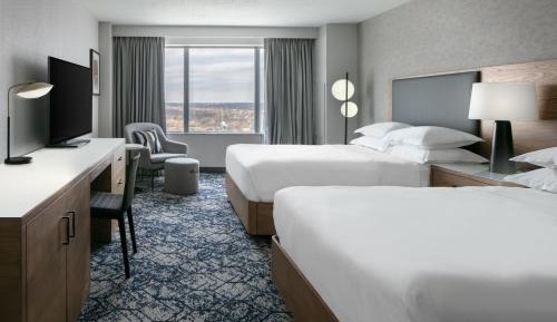 Club level, Guest room, 2 Queen, High floor
