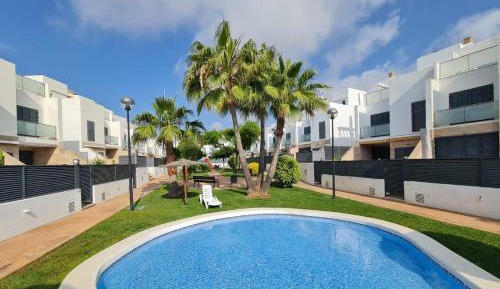 Three-Bedroom Townhouse