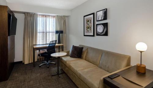 One Bedroom Queen with Sofa Bed