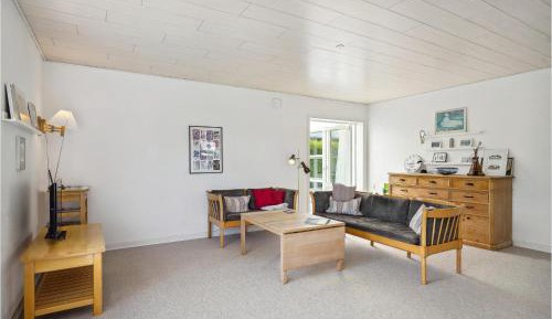 Four-Bedroom Holiday Home