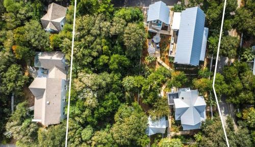 Six-Bedroom Holiday Home
