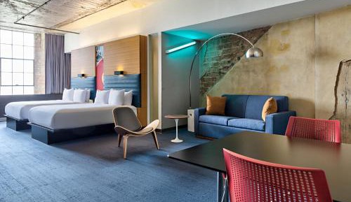 Savvy, Suite, 2 Queen, Sofa bed