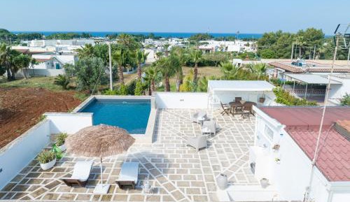Superior One-Bedroom Apartment with Balcony