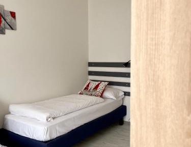 Single Room with Private Bathroom