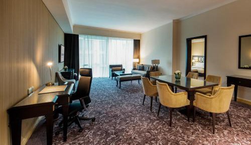 Presidential Suite 1 King Bed, 127Sqm, Breakfast Inc., Kitchen, Living Room, Executive Club