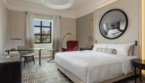 Deluxe Room, 1 King