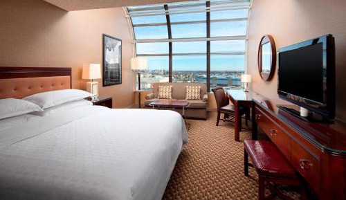 King Room with Sofa Bed and Sky View - High Floor
