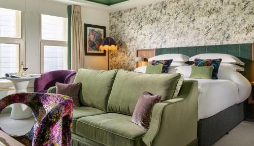 Premium King Room