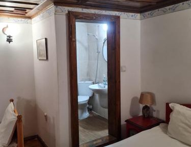 Comfort Triple Room with Shower