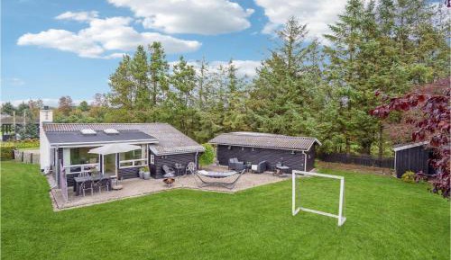Two-Bedroom Holiday Home