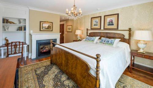 King Room with Lake View