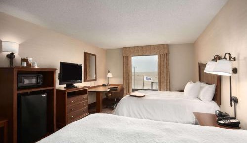 Room with Two Queen Beds - Non-Smoking